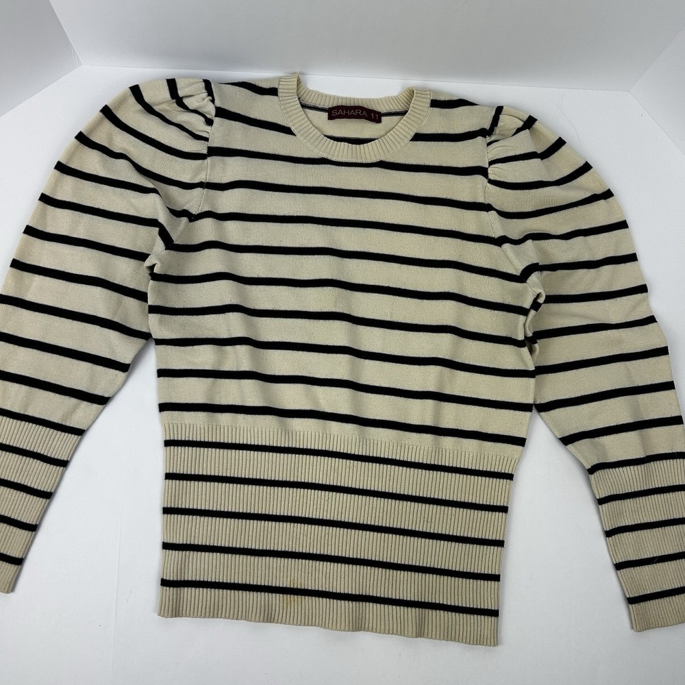 Women's Peplum Lightweight Cropped Cinched Waist Sz Small Black Cream Sweater